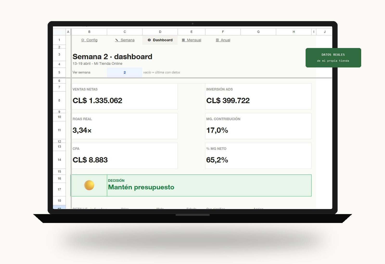 Tracker en laptop — vista del dashboard